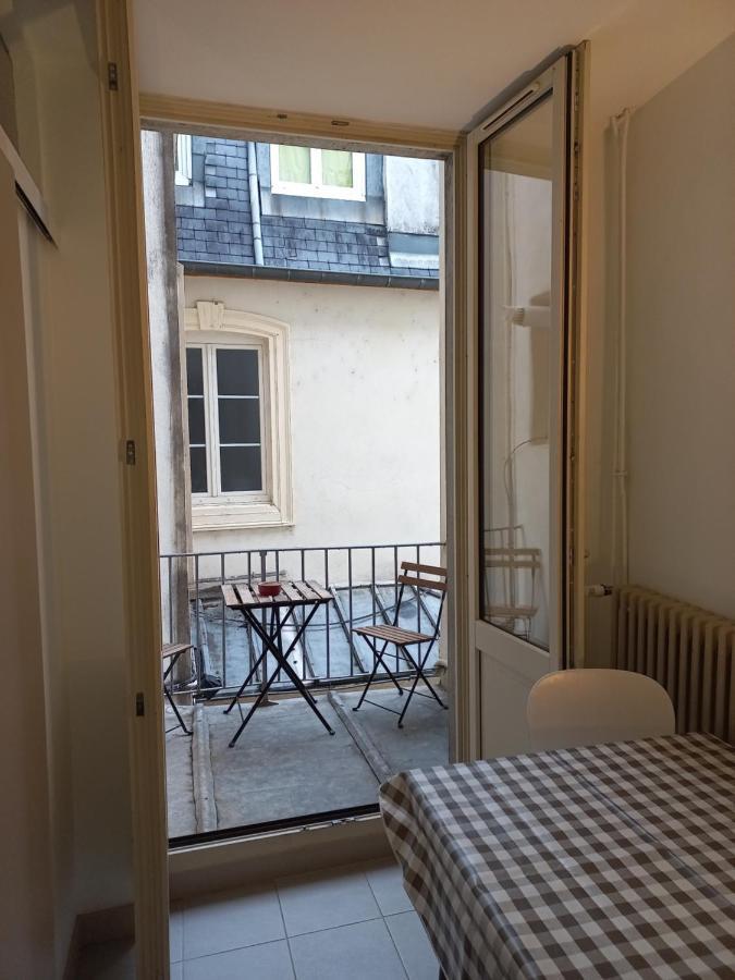 Le Carnot, A Deux Pas Du Centre Ville Besançon Exterior foto